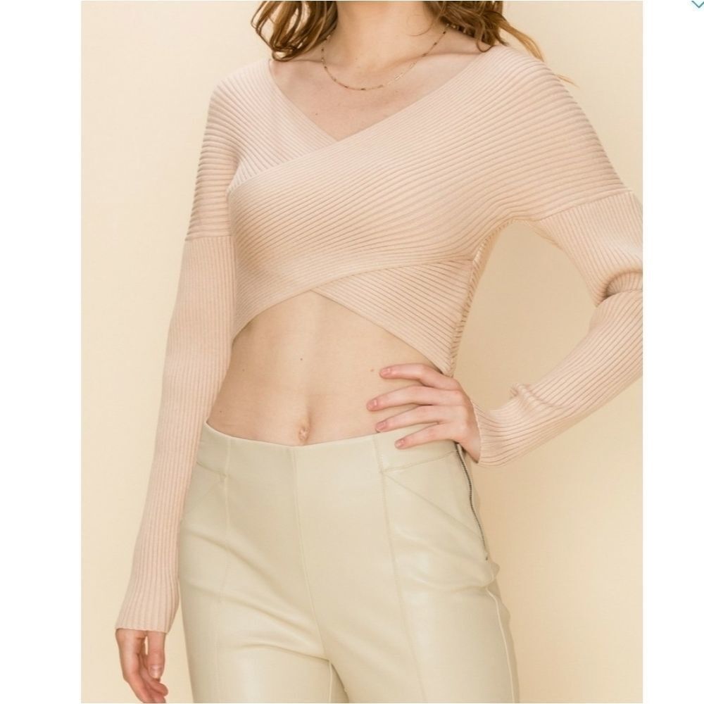 HYFVE Ribbed Crossover Cropped Sweater - Picture 4 of 4